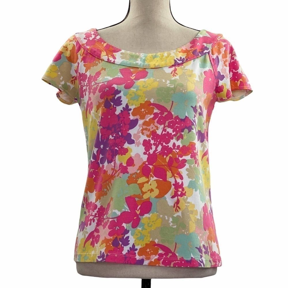 RAFAELLA Allover Multicolored Floral Print Short Sleeve T-Shirt Blouse